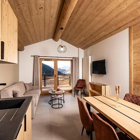 Valora